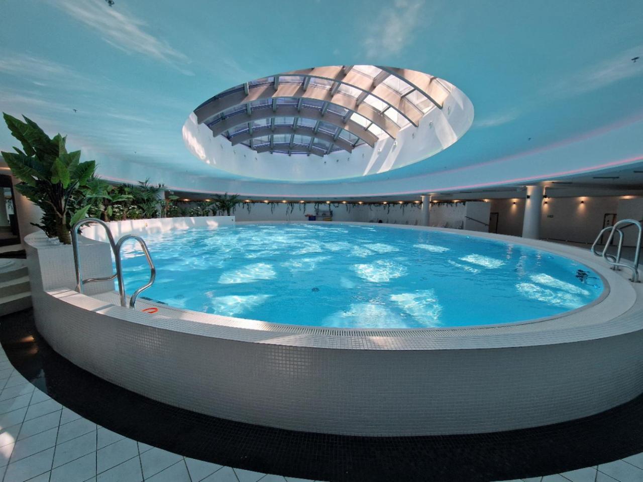 Apartly - Hanza Tower Apartament City View, Parking, Pool, Sauna Stettin Exterior foto