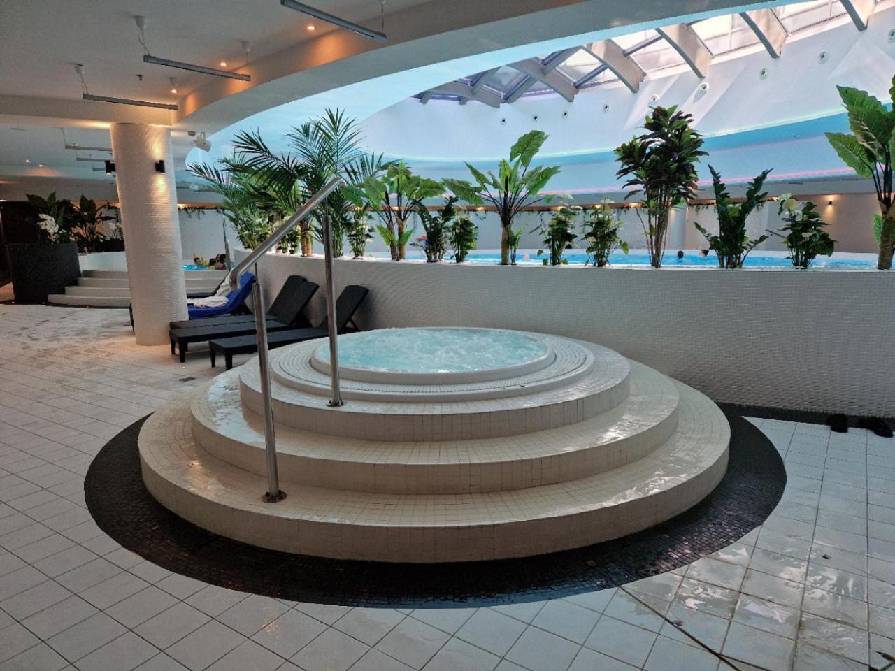 Apartly - Hanza Tower Apartament City View, Parking, Pool, Sauna Stettin Exterior foto