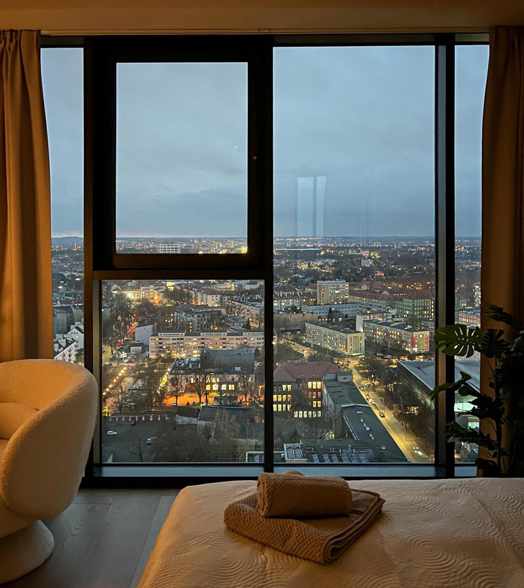 Apartly - Hanza Tower Apartament City View, Parking, Pool, Sauna Stettin Exterior foto